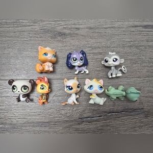 Littlest Pet Shop Animal Lot Of 8